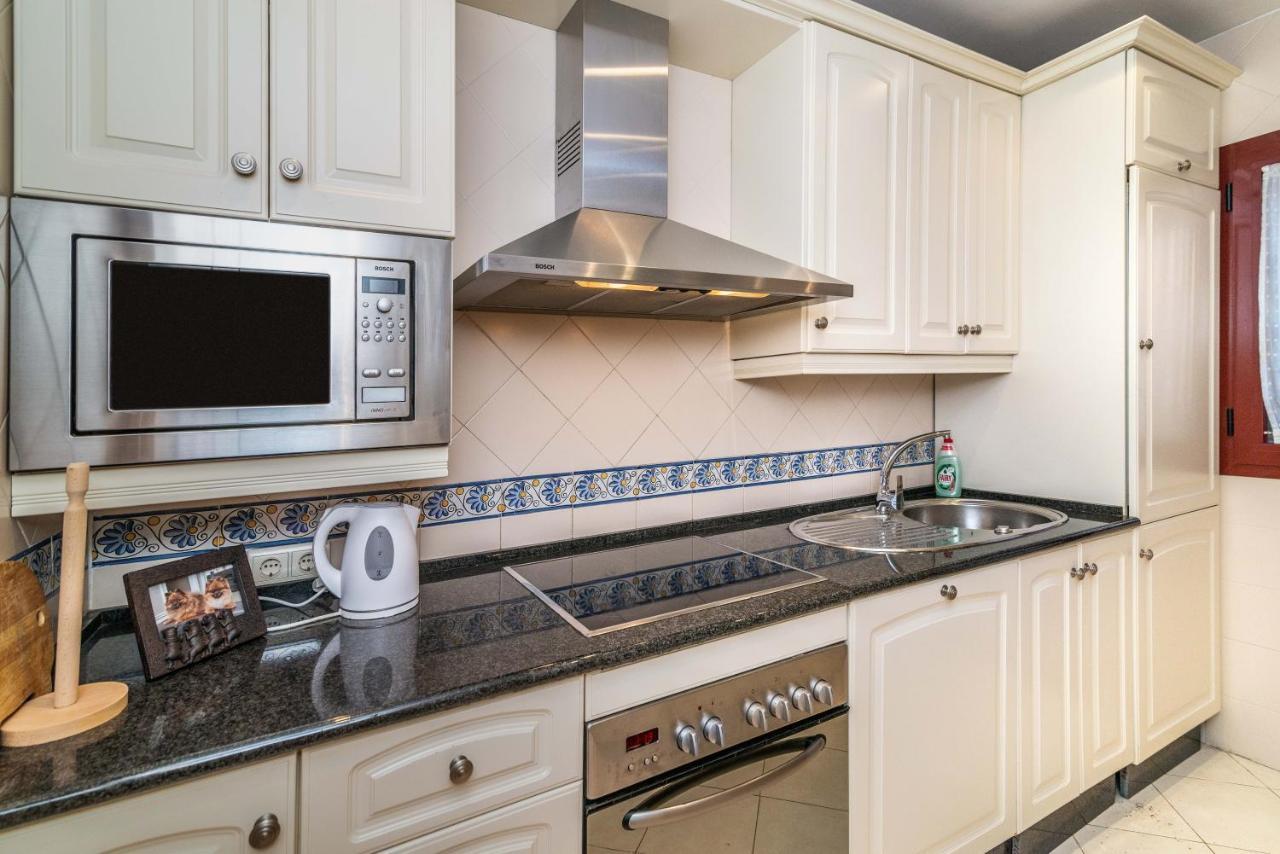 Stylish 2-Bed Apartment In Elviria W Pool Apartment