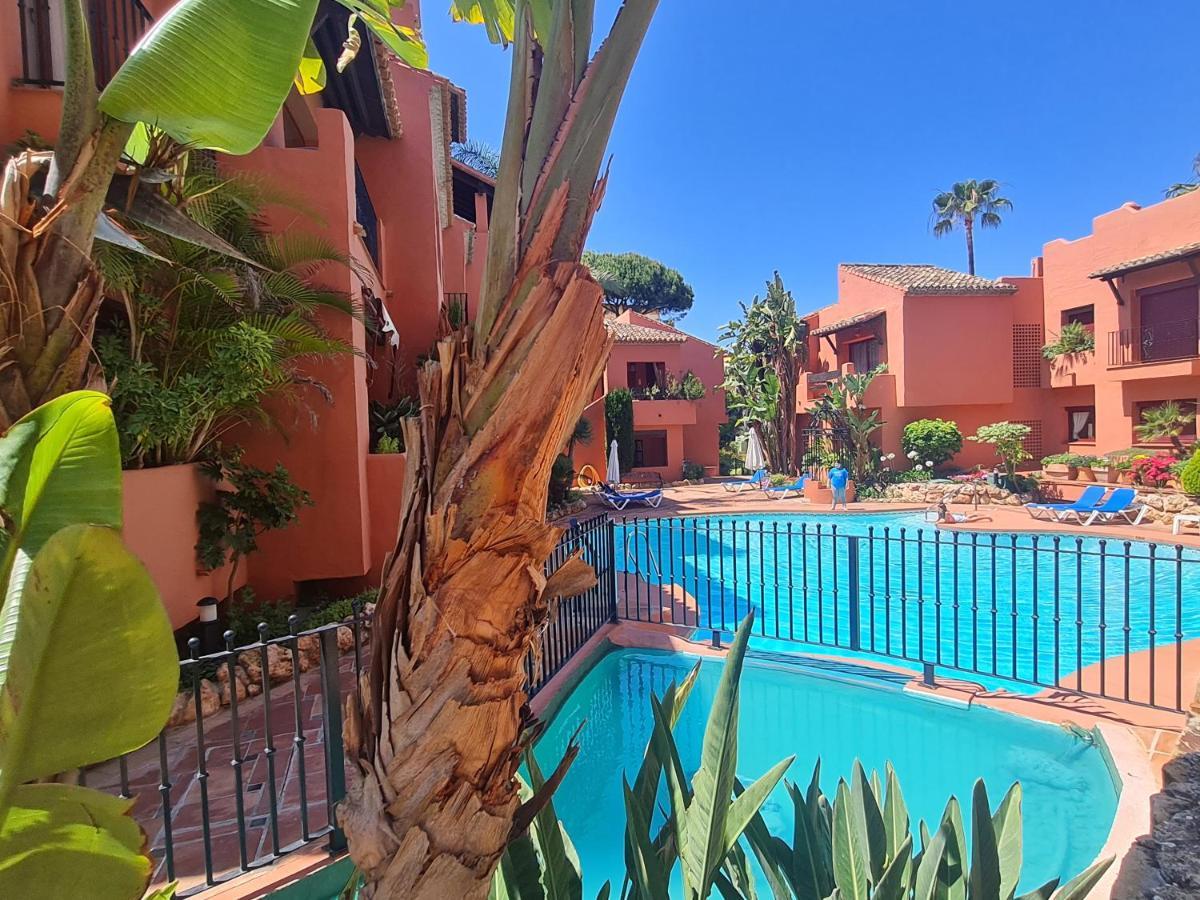 Stylish 2-Bed Apartment In Elviria W Pool Apartment *
