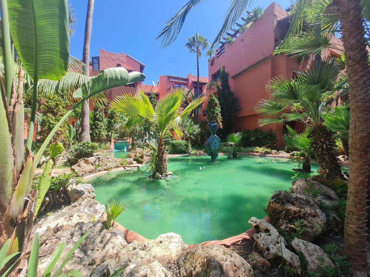 Stylish 2-Bed Apartment In Elviria W Pool Apartment